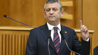 CHP Lideri Özgür Özel, Bahçeli'nin açıklamalarına sert yanıt verdi, emekli maaşları için destek çağrısı yaptı