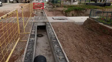 İzmir Bayraklı'da 140 milyon TL'lik yağmur suyu ayrıştırma projesi, su baskınlarını azaltmayı hedefliyor