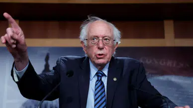 ABD'li Senatör Sanders'dan Venezuela tepkisi: Trump yurt dışındaki yasa dışı askeri maceracılığına son vermeli