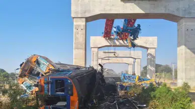 Tayland'da trenin üzerine vincin düşmesiyle 22 ölü, 80 yaralı