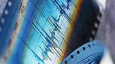 Panama'da 7,7 büyüklüğünde şiddetli deprem! 9 ülke için tsunami alarmı verildi