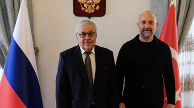 Rus Büyükelçi Vershinin, Halit Ergenç ile kültürel işbirliğini görüştü