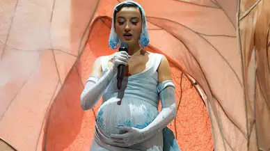 Melike Şahin Oğlunun İsmini İlk Kez Duyurdu: İşte Bebeğine Verdiği İsim!