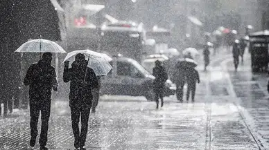Meteoroloji'den 8 İl İçin Sağanak Uyarısı! Kuvvetli Rüzgarın Hızı 60 Kilometreye Ulaşacak
