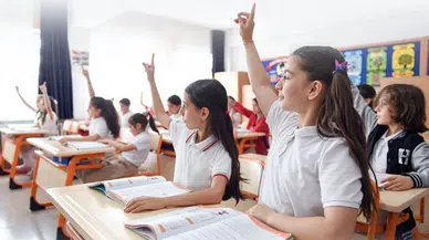 Kasım Ara Tatili Ne Zaman Başlıyor? 2026'da Okullar 9 Gün Tatil Olacak!