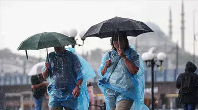 Meteoroloji'den Salı Günü İçin Kuvvetli Yağış Uyarısı! İstanbul Dahil Çok Sayıda İlde Sağanak Bekleniyor
