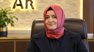 Fatma Betül Sayan Kaya AK Parti'den İhraç Edildi! Kararı Eyyüp Kadir İnan Açıkladı