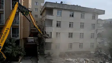 Maltepe'de 5 kişinin öldüğü bina faciasında mimar ve şantiye şefi tutuklandı!