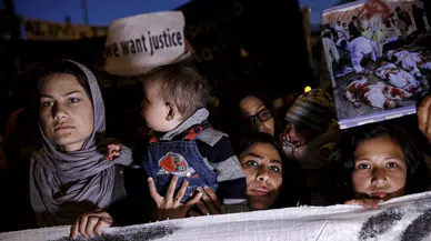 Suriyeli sığınmacılar Atina'da açlık grevi başlattı
