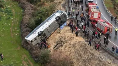 Antalya’da yolcu otobüsü şarampole devrildi: 8 kişi hayatını kaybetti, 26 yaralı