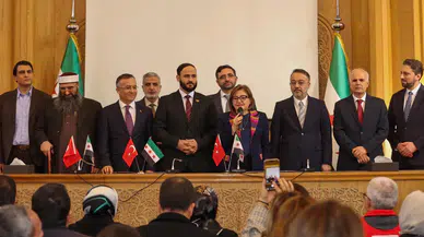 Gaziantep Büyükşehir'den Halep'e 5 otobüs hibe edildi, kardeşlik protokolleri imzalandı!