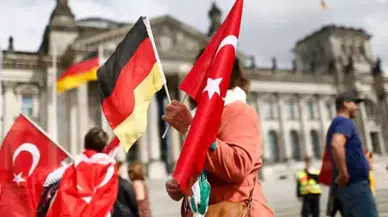 Almanya'da Türkiye karşıtlığı büyüyor: 37 saldırı düzenlendi