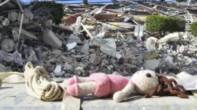 Depremde Kayıp Çocuklar Tartışması: İYİ Partili Çirkin’den İki Bakana Çelişki Sorusu