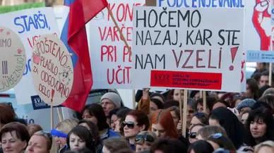 Slovenya'da referandum başbakanın istifasına sebep oldu