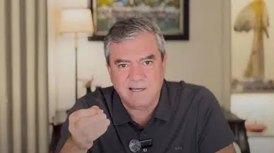 Yılmaz Özdil’den TRT ve Arda Turan’a: Bayramları denk getirememiş olabilirler ama, en azından 19 Mayıs'ta 19 Mayıs demiş olmaları takdire şayan