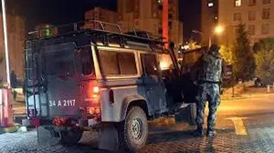 İstanbul'da lüks sitede DAEŞ operasyonu!