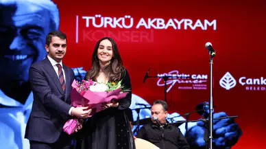 Edip Akbayram, bir yıl sonra "Türkü Akbayram" konseriyle anıldı