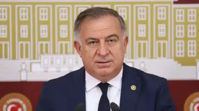 CHP'li Zeybek: 31 Mart'ı 23 Haziran'ı ve 806.456 oy farkını hazmedemeyen AKP ve yandaş bürokratları 1.500 yıllık Yerebatan Sarnıcı'nı siyasi kin uğruna kaderine terk ediyor!