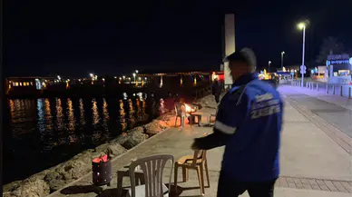 İzmir İnciraltı sahilinde “ateş parası” denetimi: Seyyar satıcılara zabıta müdahalesi