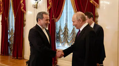 Putin’den İran Mesajı: “İran Halkı Cesurca Mücadele Ediyor”