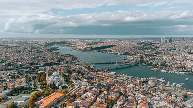 Fatih'te vatandaşlardan kapkaççıya meydan dayağı