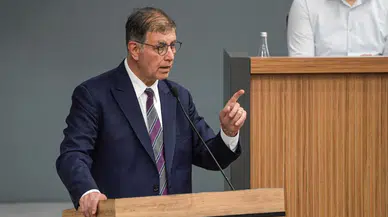 İzmir Büyükşehir ve ESHOT faaliyet raporları kabul edildi: Cemil Tugay’dan sert mesajlar