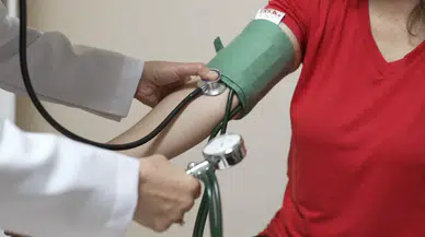 İzmir’de Tek Çatı Altında Sağlık ve Destek Hizmeti: Karşıyaka’daki Merkez Ailelere Nefes Oluyor