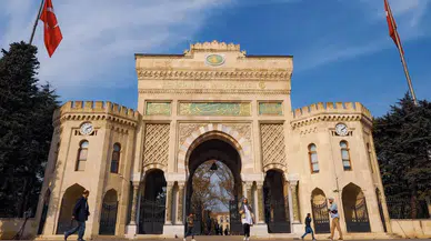 İstanbul Üniversitesi'nde gerginlik