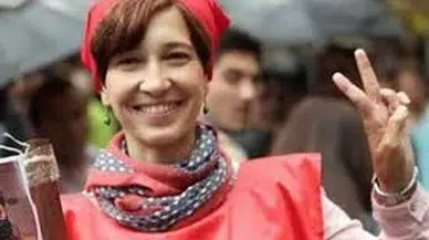 Akademisyen Nuriye Gülmen 12. kez gözaltına alındı