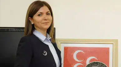 MHP Genel Başkan Yardımcısı Zuhal Topçu İstifa Etti