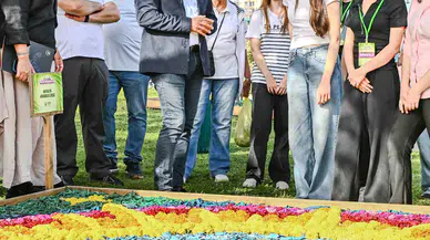 Antalya Muratpaşa’da 130 Bin Çiçekle Görsel Şölen