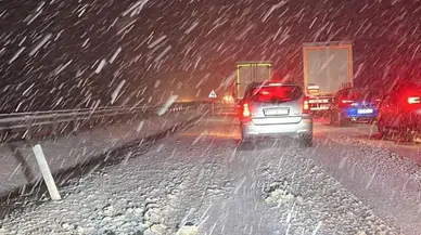 Afyonkarahisar’da okullar tatil mi? Valilik açıkladı: 3 ilçede eğitime ara, bazı ilçelerde taşımalı eğitim durduruldu