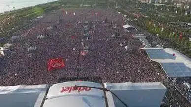 Adalet Mitingi'ne kaç kişi katıldı?