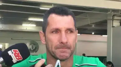 Kolombiya'ya giden uçakta yer almayan Chapecoense kalecisi futbolu bıraktı