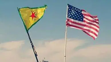 Telabyad'daki ABD bayrakları ve YPG flamaları kaldırıldı