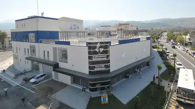Güzelbahçe Belediyesi'nden Çocuklara Yüzme Kursu