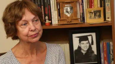 Aslı Erdoğan'ın annesi: Kızımın sağlığı iyi değil, çaresiz hissediyorum, onunla gurur duyuyorum