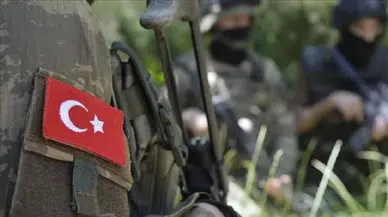 Gazi Yunus'un bilinmeyen hikayesi: Türk bayraklı kolyeyi vermemek için…