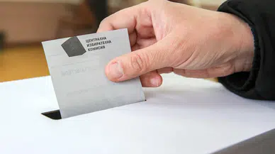 Bulgaristan'daki faşistler, Türkler oy kullanmasın diye sınırı kapattı