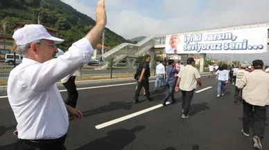 CHP liderinden tüyleri diken diken eden Adalet Yürüyüşü şiiri