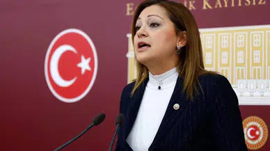 CHP'li Köksal: Öğrencilerimiz 'Hayır' için sandığa sahip çıkmalı