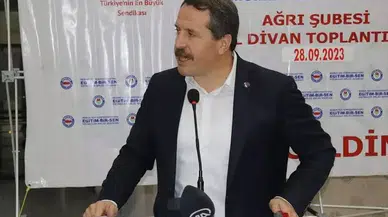 Memur-Sen ve Eğitim-Bir-Sen Genel Başkanı Ali Yalçın, FETÖ'yü protesto etti ama...