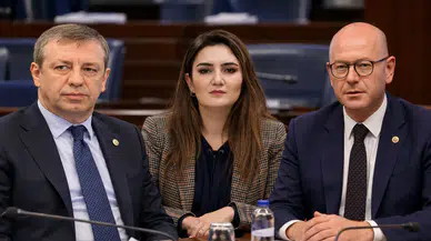 CHP’nin yeni Grup Başkanvekilleri belli oldu: Türeli, Kılıç ve Sarı seçildi