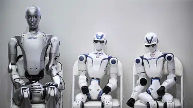 Çinli Unitree’den yüksek hızlı insansı robot: 2 metre zıplayabiliyor