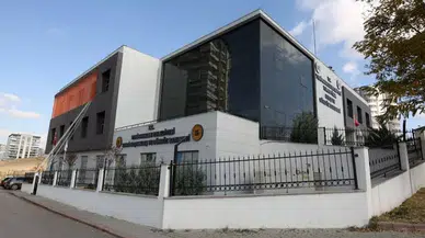 Yenimahalle'de kadın sorunlarına tiyatroyla dikkat çekildi