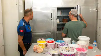Mersin'de Pasta ve Dondurma Denetimleri: Hijyen Kurallarına Uymayan İşletmeye Ceza