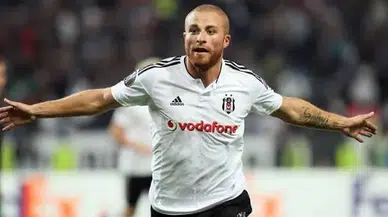 Beşiktaş, Gökhan Töre'yi West Ham'a Kiraladı