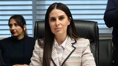 Zafer Bayramı'nda Özcan: "Cumhuriyet, en büyük mirasımız ve geleceğimizin teminatıdır."
