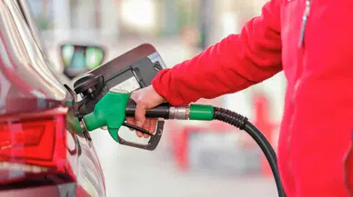 Benzine bu gece 1,43 TL zam geliyor