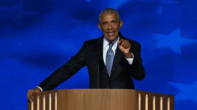 Obama siyasete dönüyor: Vali mi olacak?